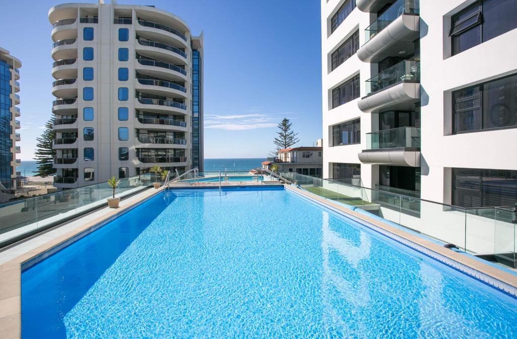 Marvelous Downtown Apartment Moments From Main Beach With Heated Pool, Gym And Parking เมาท์มองานุย ภายนอก รูปภาพ