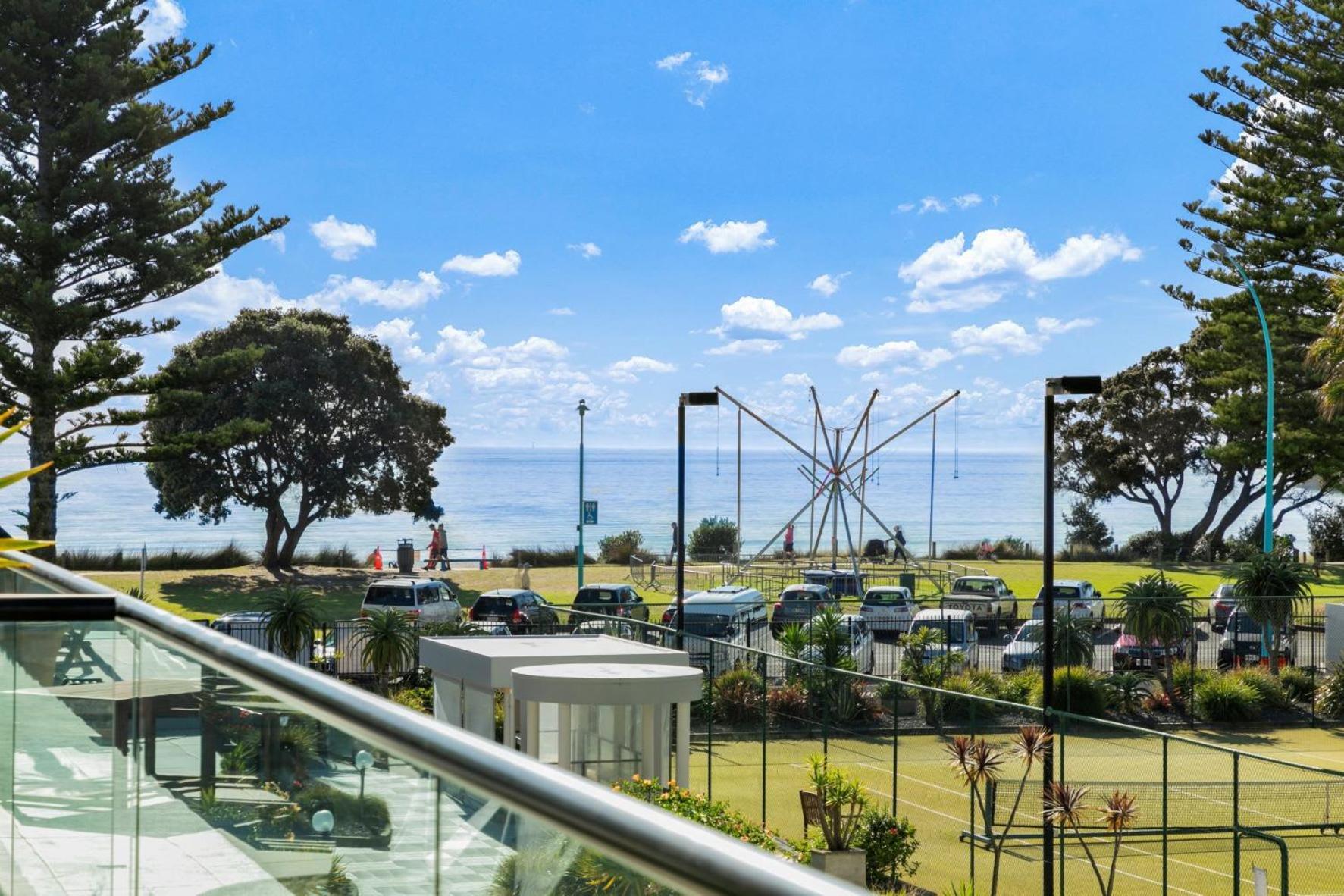 Marvelous Downtown Apartment Moments From Main Beach With Heated Pool, Gym And Parking เมาท์มองานุย ภายนอก รูปภาพ